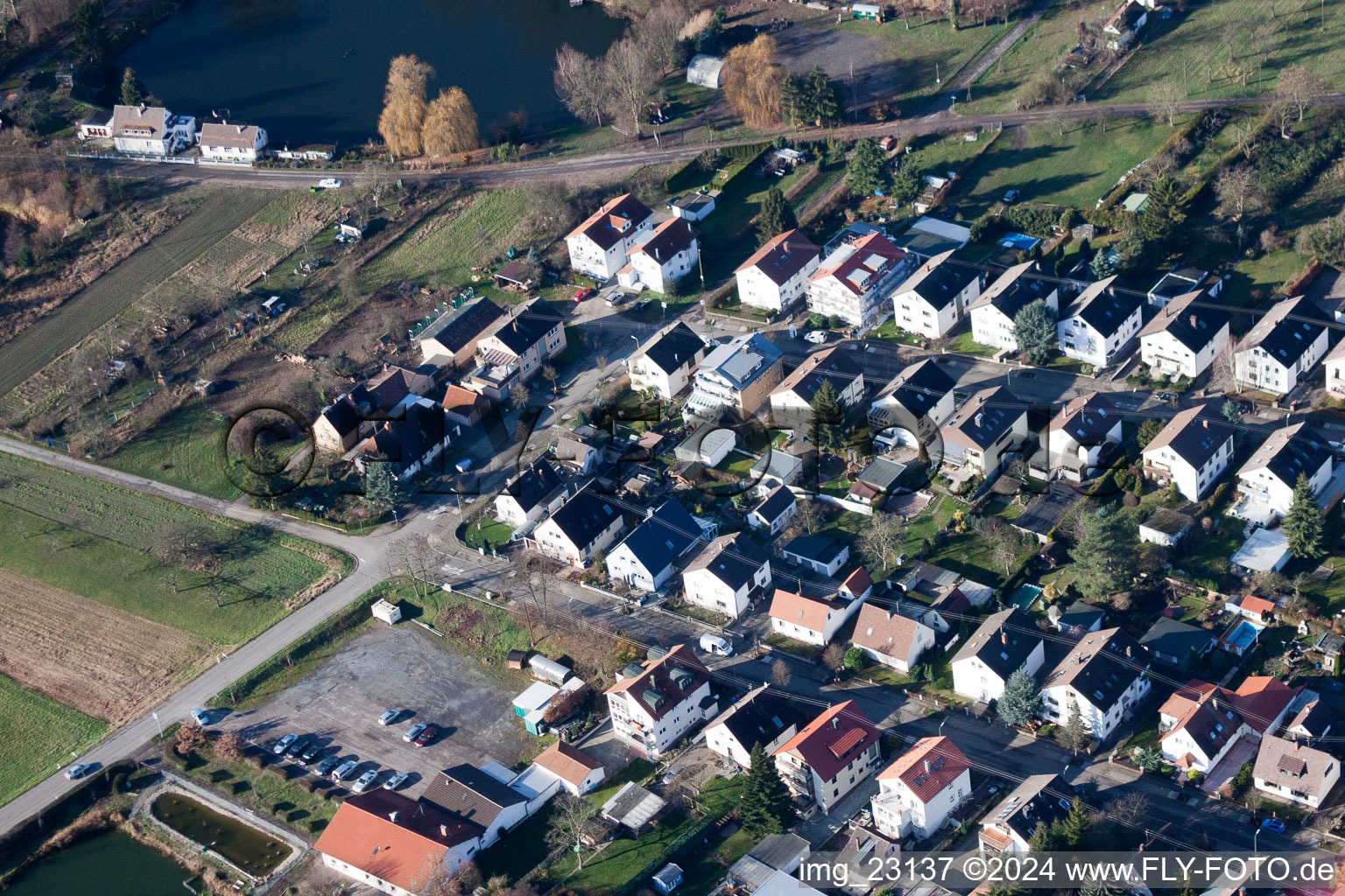 Quartier Knielingen in Karlsruhe dans le département Bade-Wurtemberg, Allemagne hors des airs