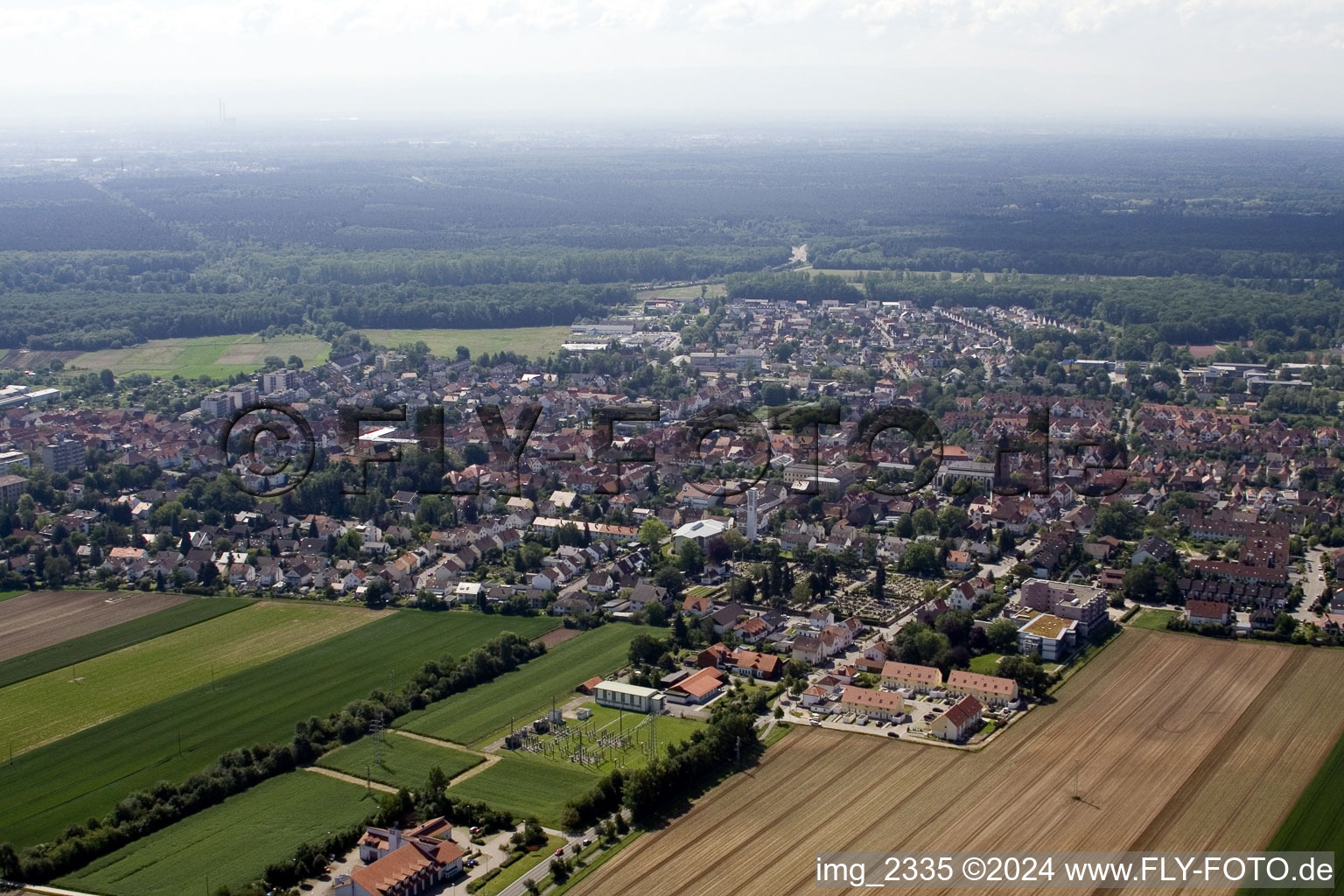 Vue aérienne de Du nord à Kandel dans le département Rhénanie-Palatinat, Allemagne