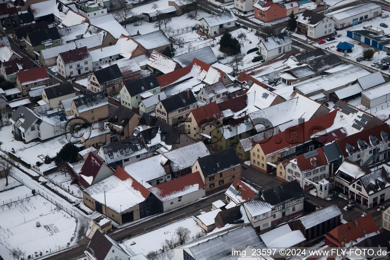 Image drone de Freckenfeld dans le département Rhénanie-Palatinat, Allemagne