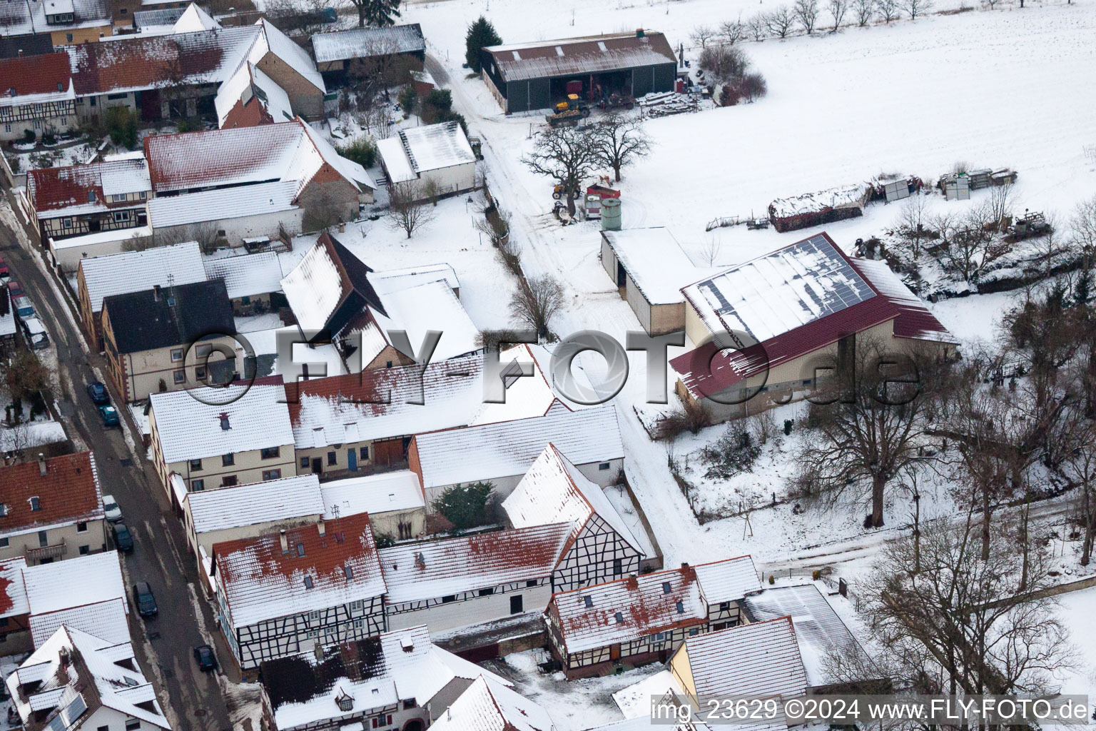 Vollmersweiler dans le département Rhénanie-Palatinat, Allemagne depuis l'avion