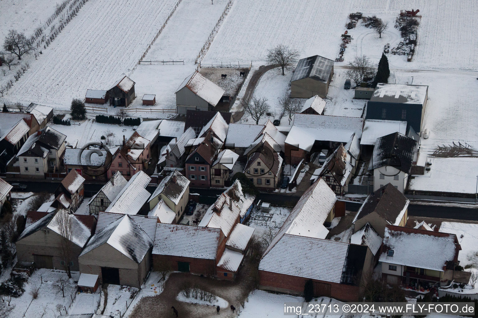 Vue oblique de Hergersweiler dans le département Rhénanie-Palatinat, Allemagne