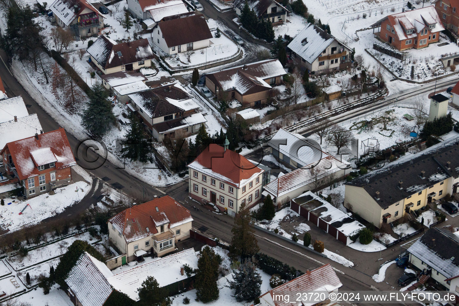 Enregistrement par drone de Hergersweiler dans le département Rhénanie-Palatinat, Allemagne