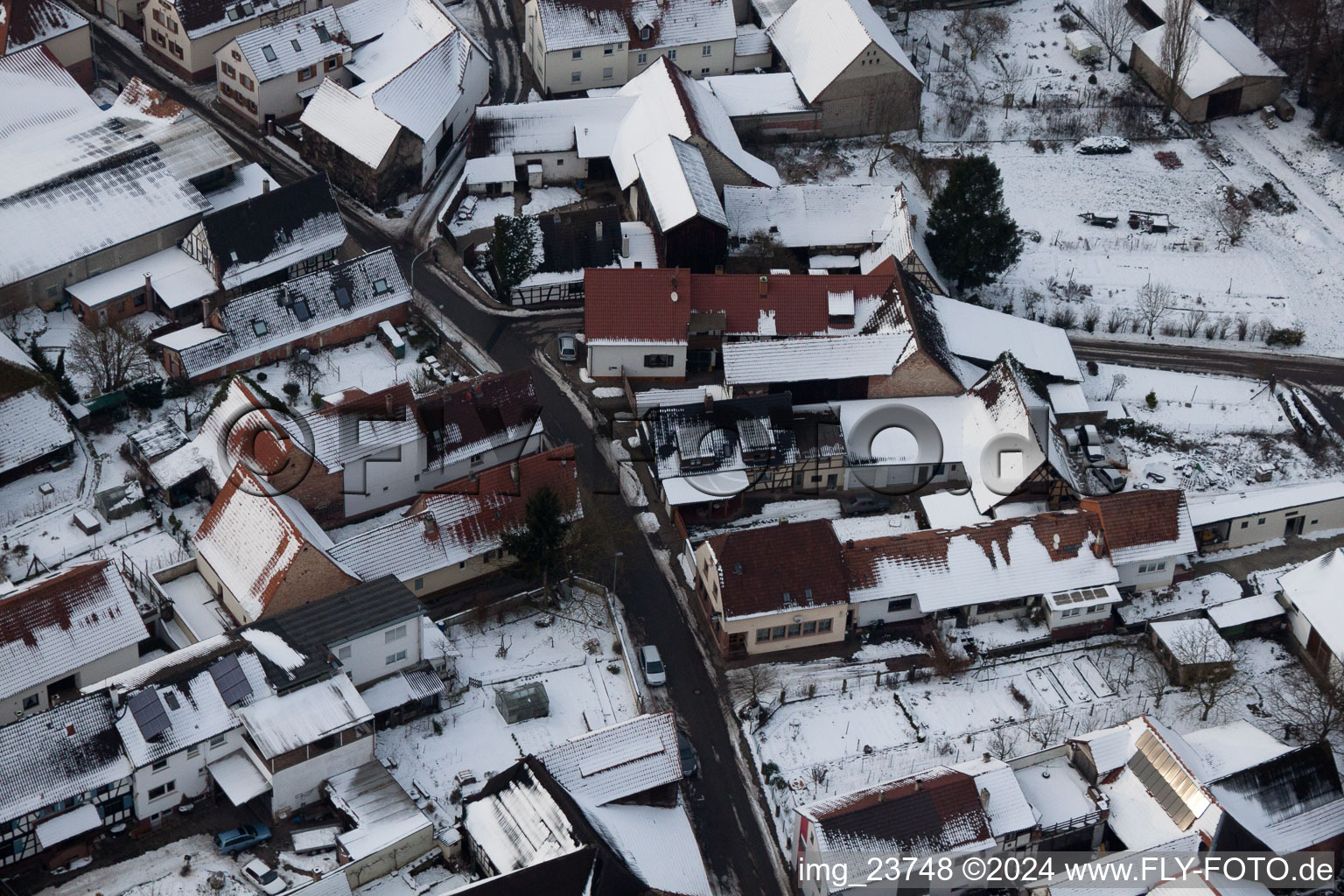 Winden dans le département Rhénanie-Palatinat, Allemagne vue d'en haut