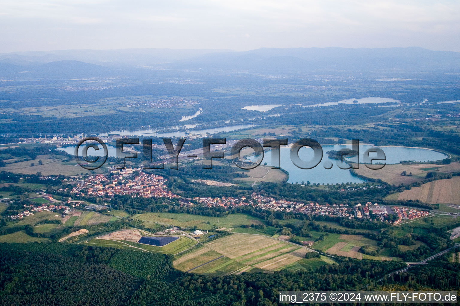 Enregistrement par drone de Lauterbourg dans le département Bas Rhin, France