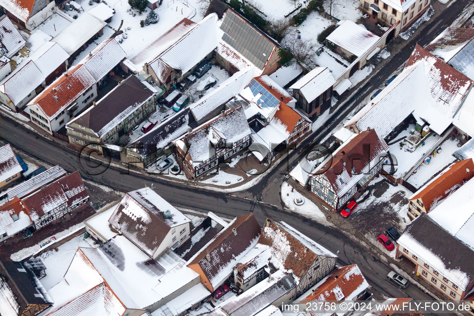 Image drone de Winden dans le département Rhénanie-Palatinat, Allemagne