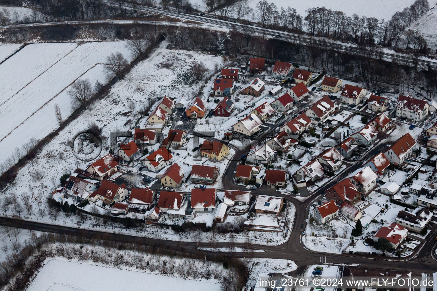 Winden dans le département Rhénanie-Palatinat, Allemagne vu d'un drone