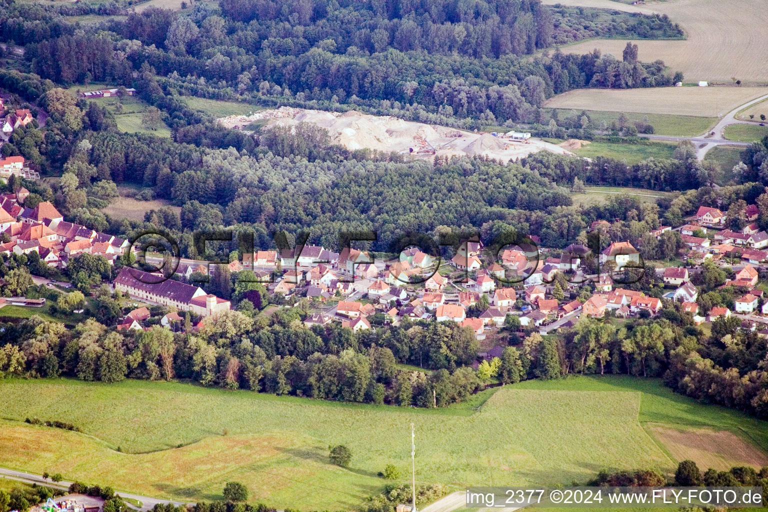 Lauterbourg dans le département Bas Rhin, France du point de vue du drone