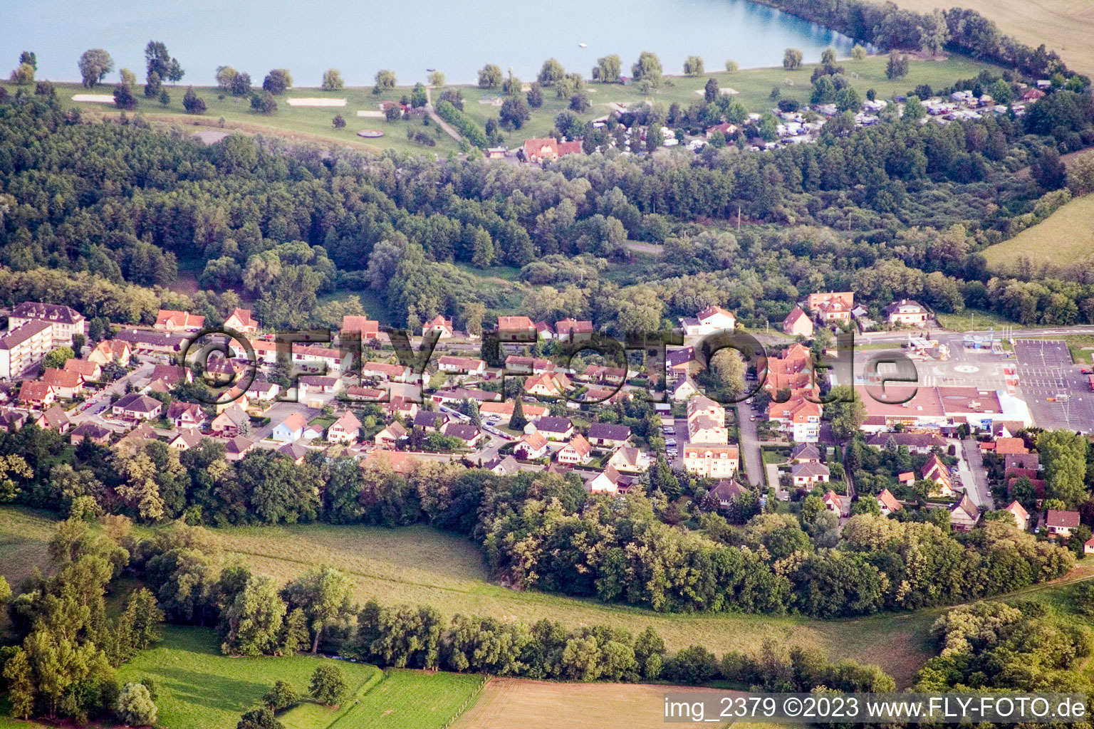 Lauterbourg dans le département Bas Rhin, France vu d'un drone