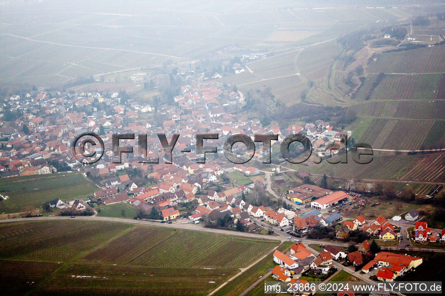 Image drone de Ilbesheim bei Landau in der Pfalz dans le département Rhénanie-Palatinat, Allemagne