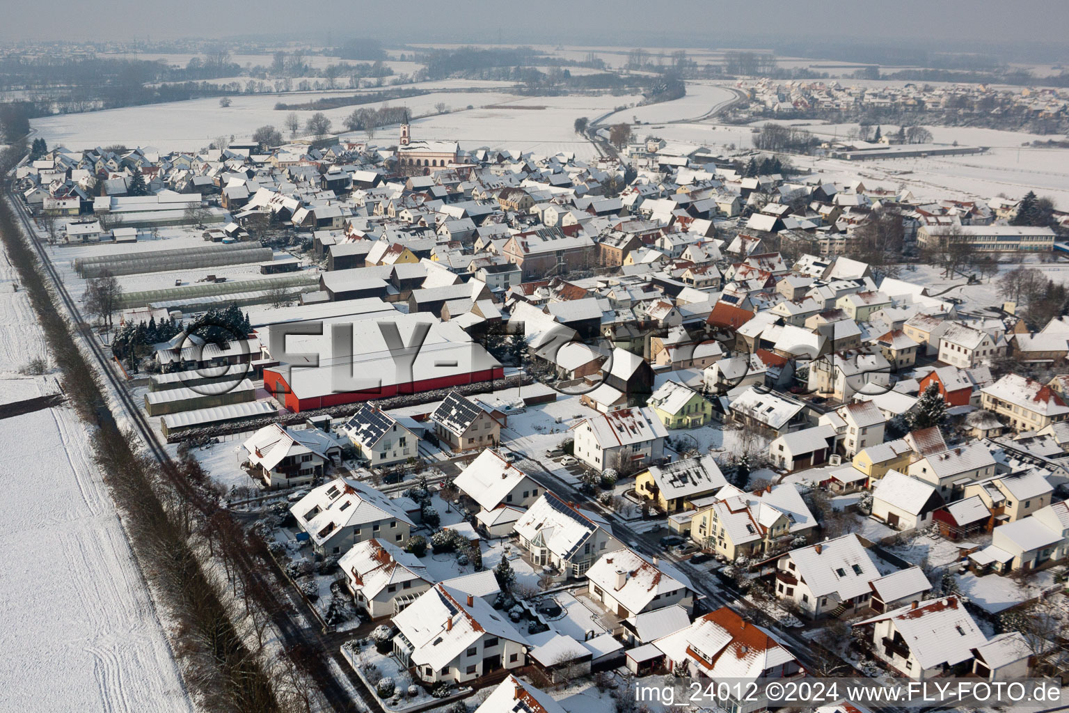 Vue d'oiseau de Neupotz dans le département Rhénanie-Palatinat, Allemagne