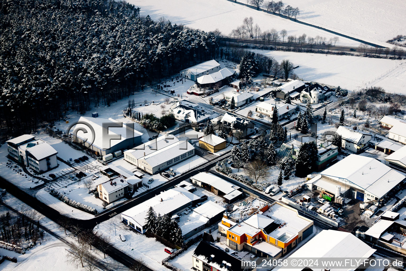 Image drone de Rheinzabern dans le département Rhénanie-Palatinat, Allemagne