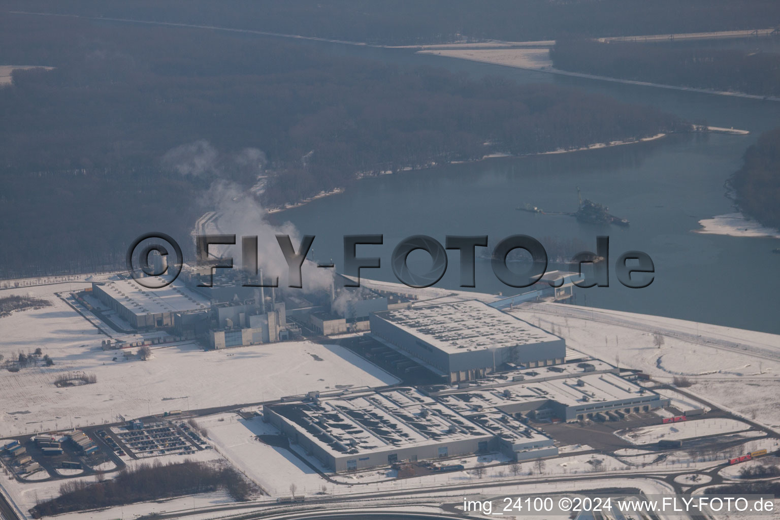 Vue aérienne de Zone industrielle d'Oberwald, usine de papier de palme à Wörth am Rhein dans le département Rhénanie-Palatinat, Allemagne