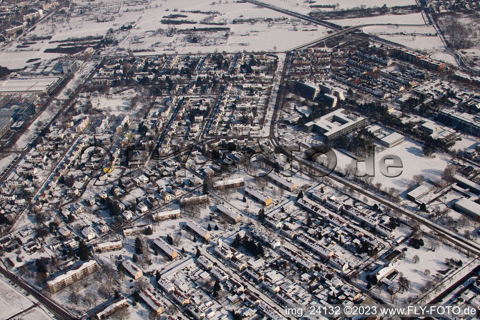 Photographie aérienne de Quartier Knielingen in Karlsruhe dans le département Bade-Wurtemberg, Allemagne