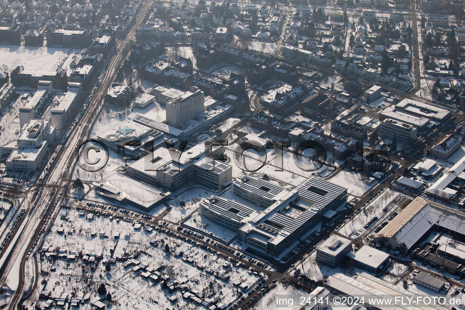 Photographie aérienne de Ville du nord-ouest à le quartier Nordweststadt in Karlsruhe dans le département Bade-Wurtemberg, Allemagne