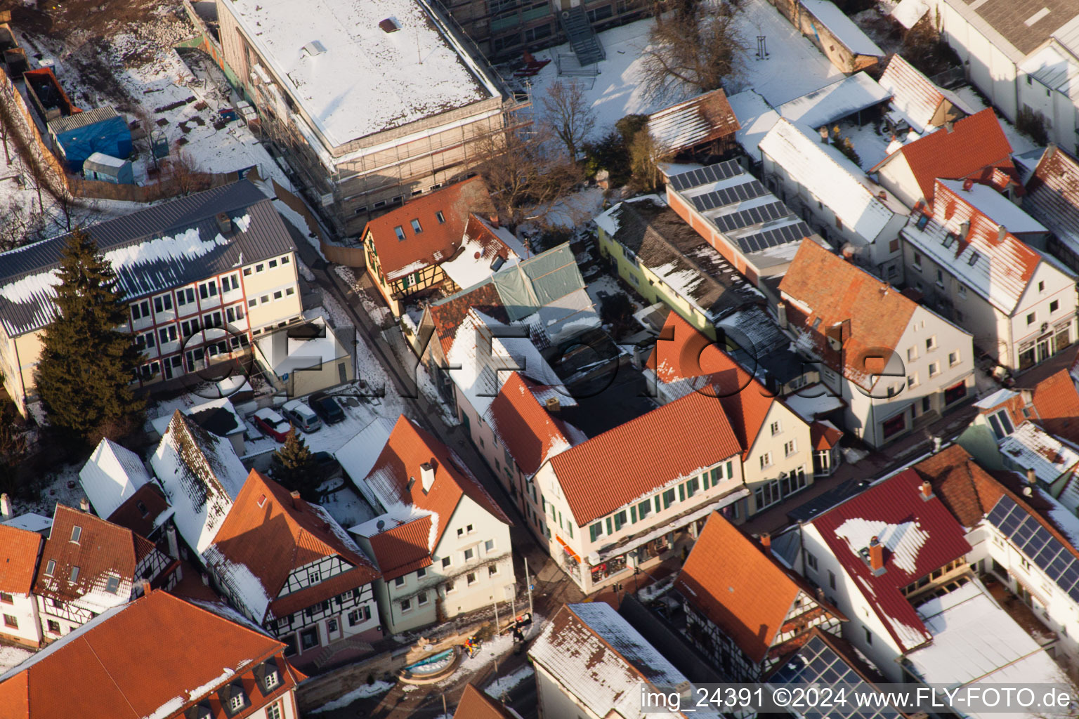 Image drone de Rue Haupt à Kandel dans le département Rhénanie-Palatinat, Allemagne