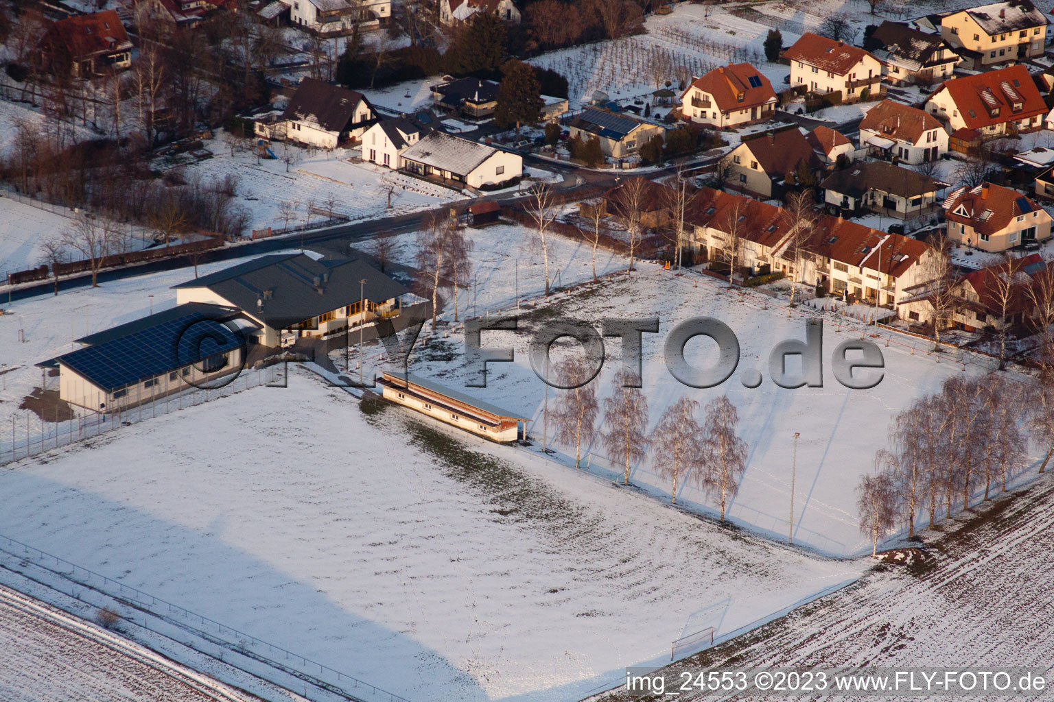 Photographie aérienne de Terrain de sport à Dierbach dans le département Rhénanie-Palatinat, Allemagne