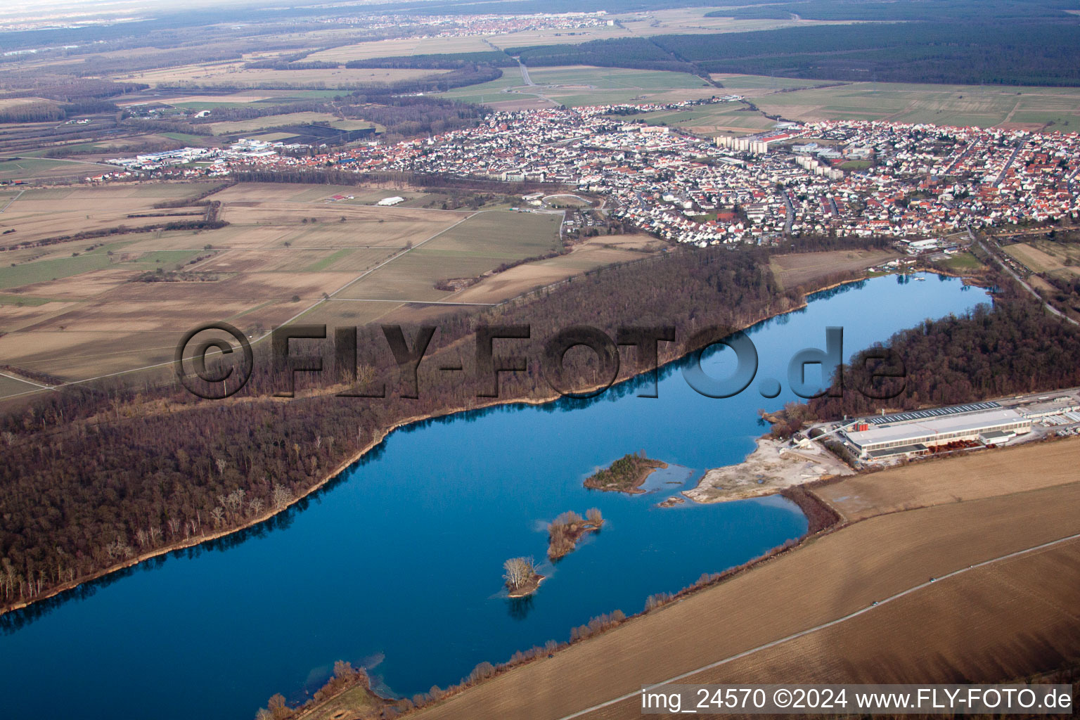 Vue aérienne de Zone commerciale de Snakelach à Linkenheim-Hochstetten dans le département Bade-Wurtemberg, Allemagne