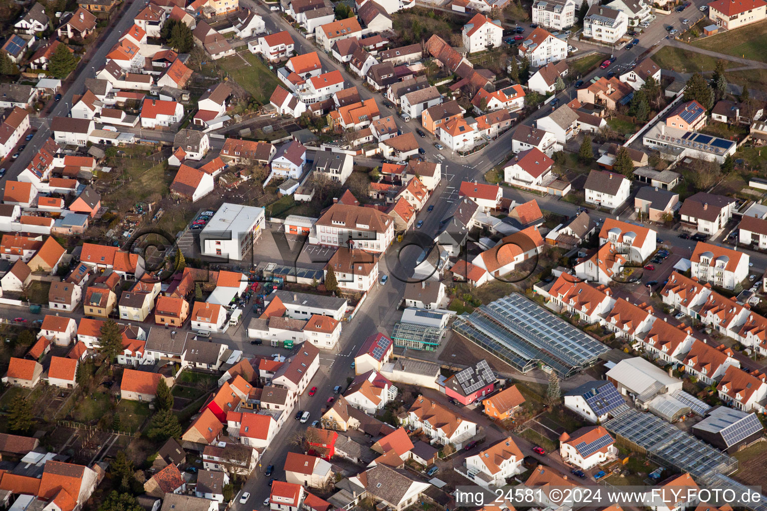 Vue oblique de Quartier Linkenheim in Linkenheim-Hochstetten dans le département Bade-Wurtemberg, Allemagne