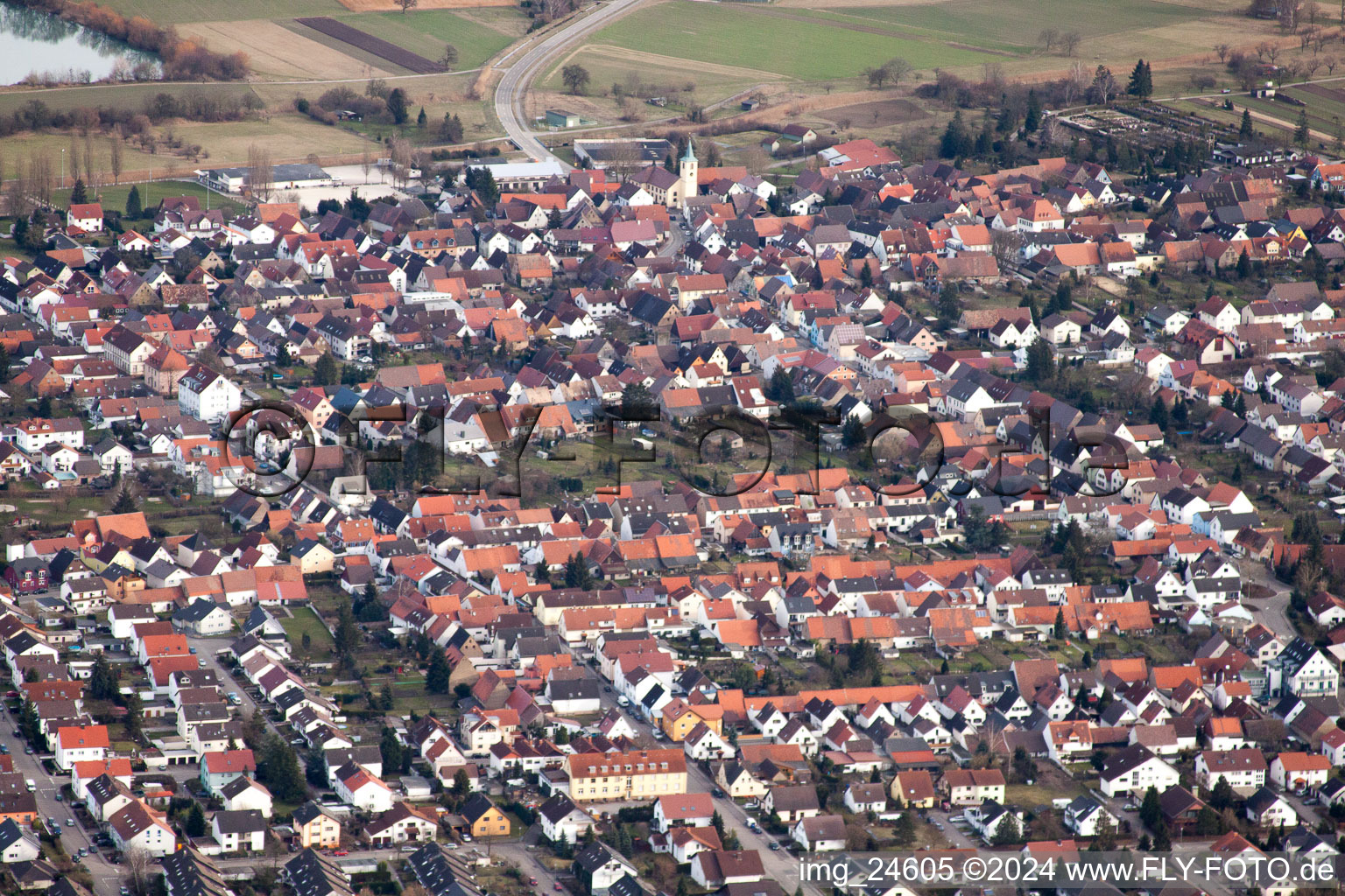 Vue aérienne de De l'ouest à le quartier Spöck in Stutensee dans le département Bade-Wurtemberg, Allemagne