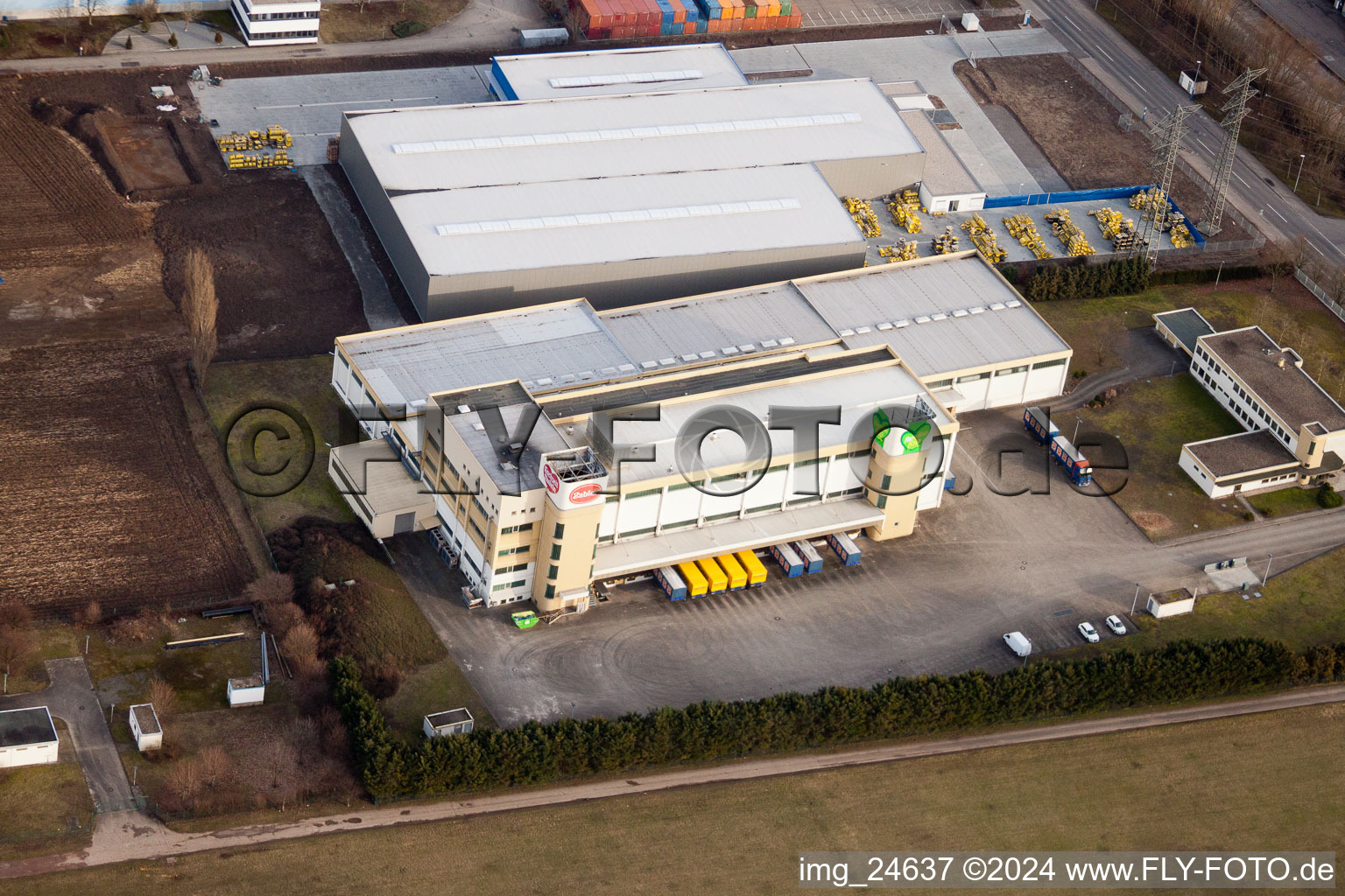 Vue aérienne de Zone industrielle au bord de l'autoroute, Zabler à Bruchsal dans le département Bade-Wurtemberg, Allemagne