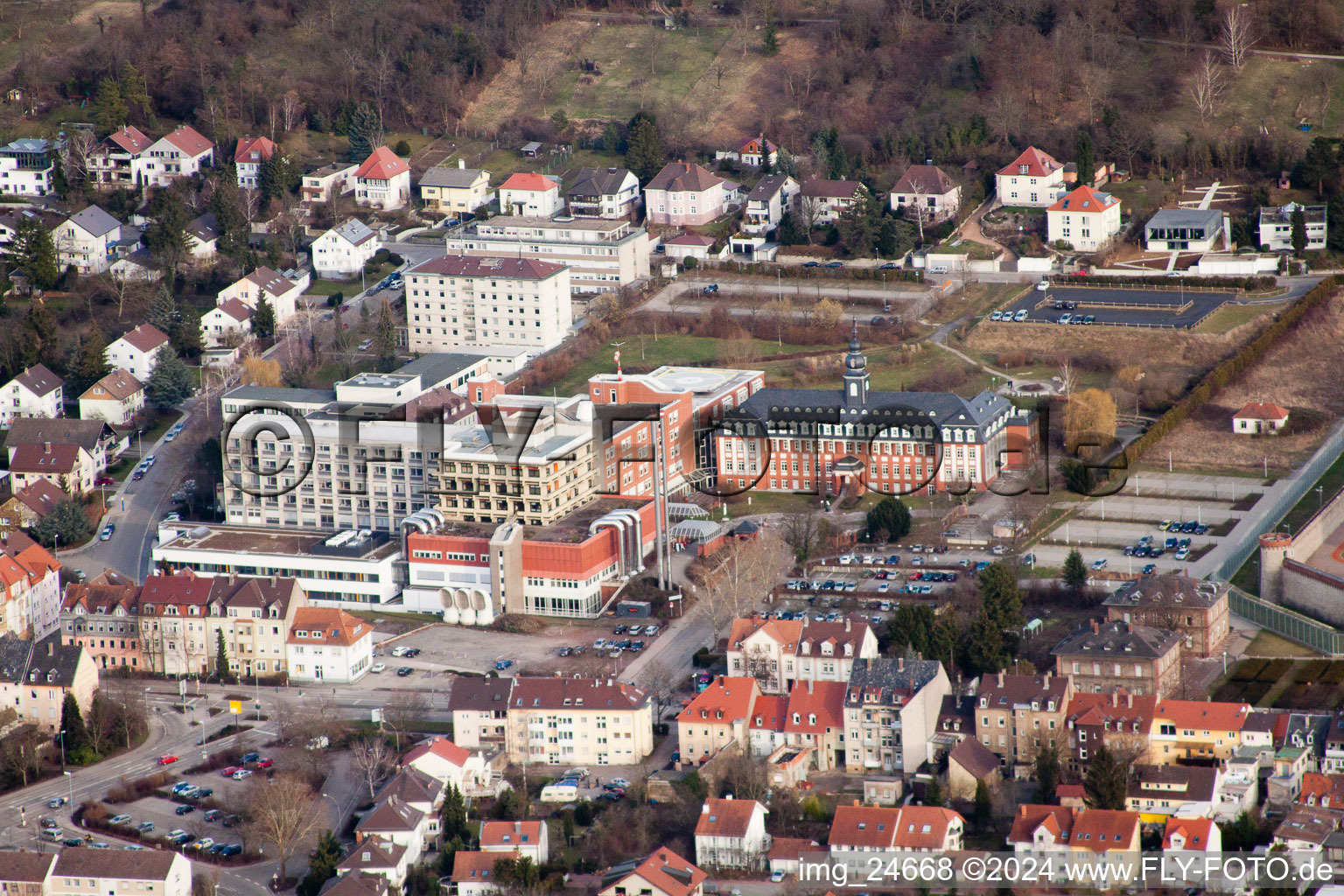 Vue aérienne de Clinique Prince Stirum à Bruchsal dans le département Bade-Wurtemberg, Allemagne