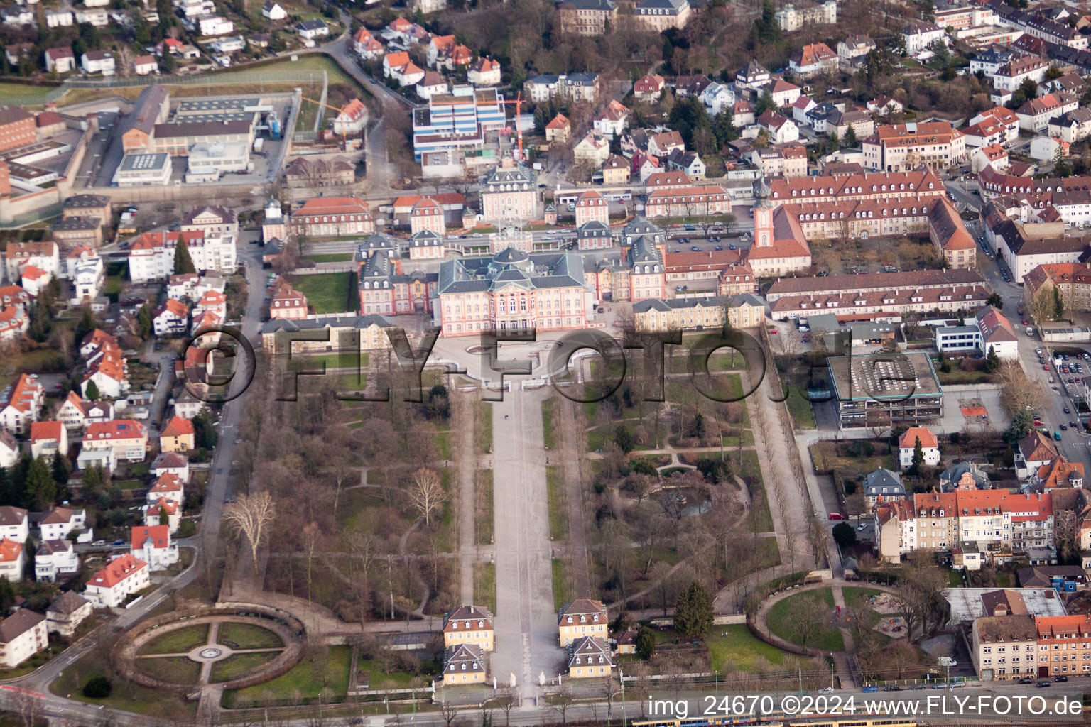 Vue aérienne de Parc du château à Bruchsal dans le département Bade-Wurtemberg, Allemagne