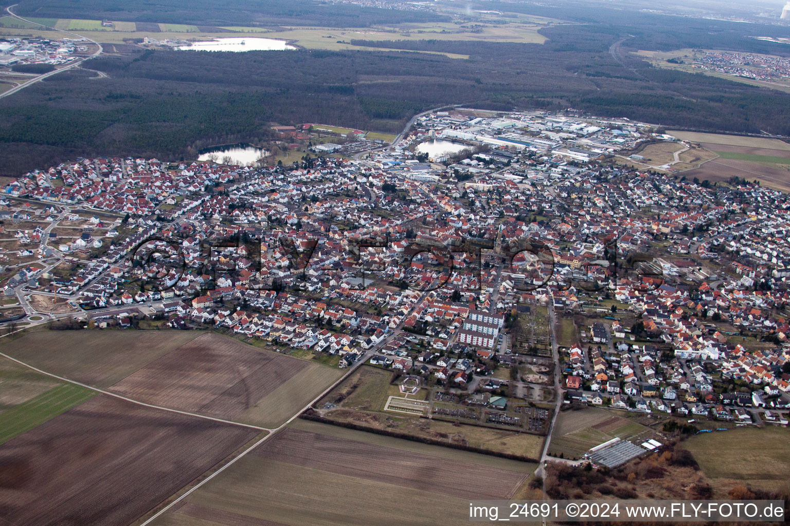 Forst dans le département Bade-Wurtemberg, Allemagne d'en haut