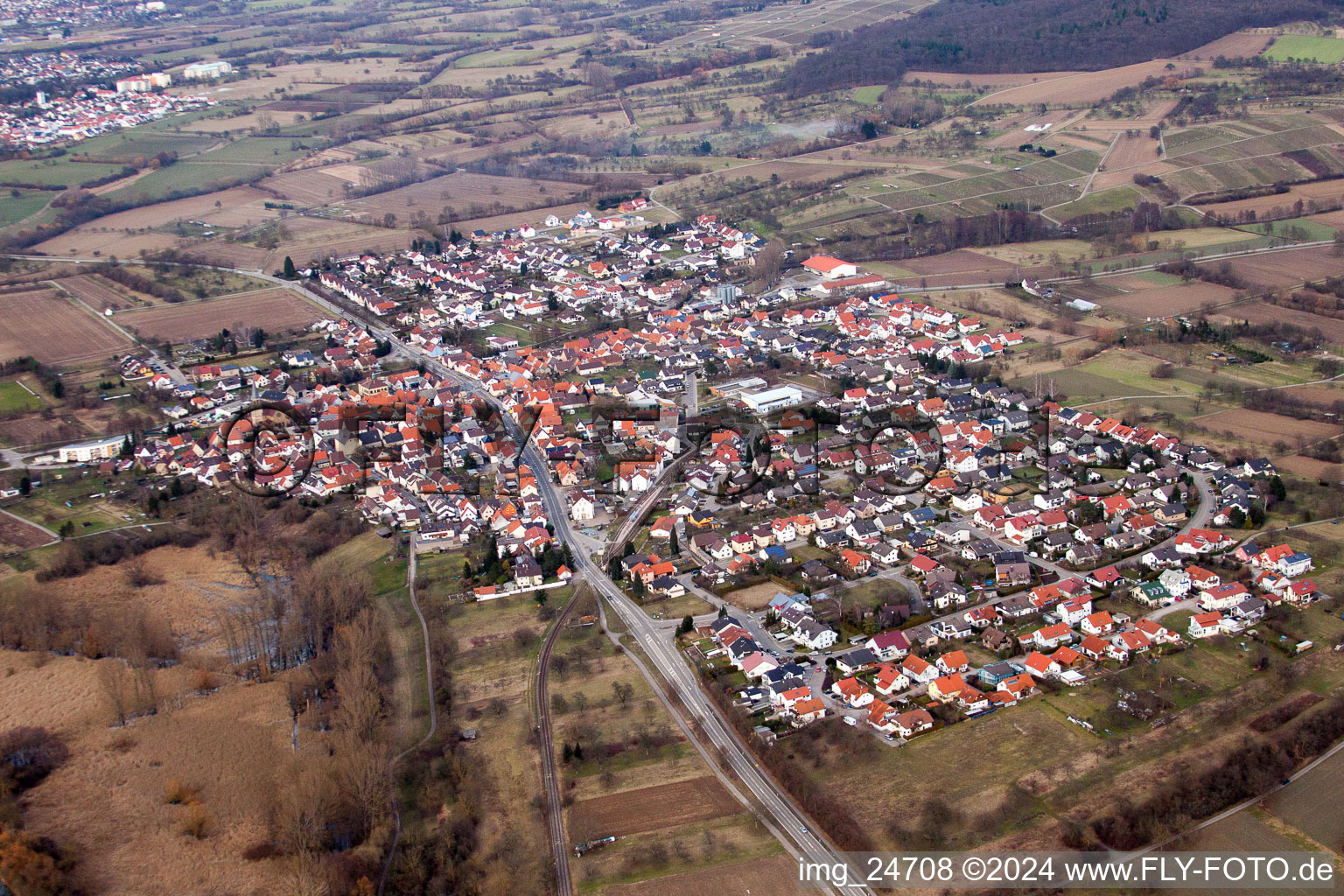 Vue aérienne de Du sud à le quartier Stettfeld in Ubstadt-Weiher dans le département Bade-Wurtemberg, Allemagne