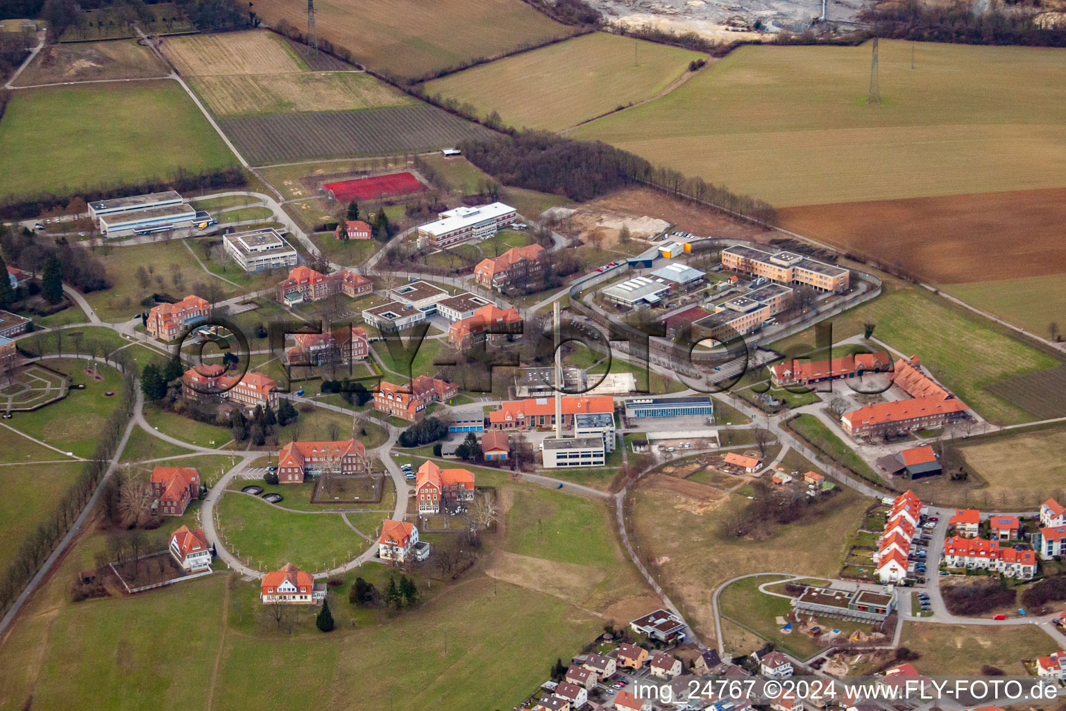 Photographie aérienne de Hôpital psychiatrique d'État à le quartier Altwiesloch in Wiesloch dans le département Bade-Wurtemberg, Allemagne