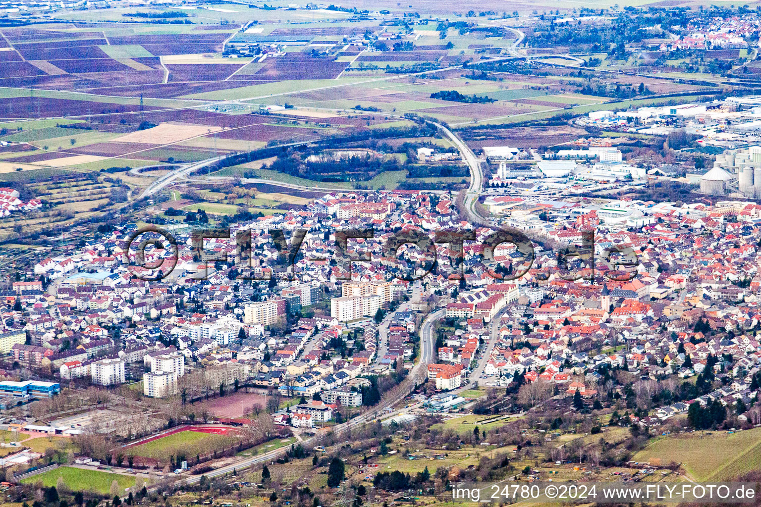 Vue aérienne de De l'est à Nußloch dans le département Bade-Wurtemberg, Allemagne