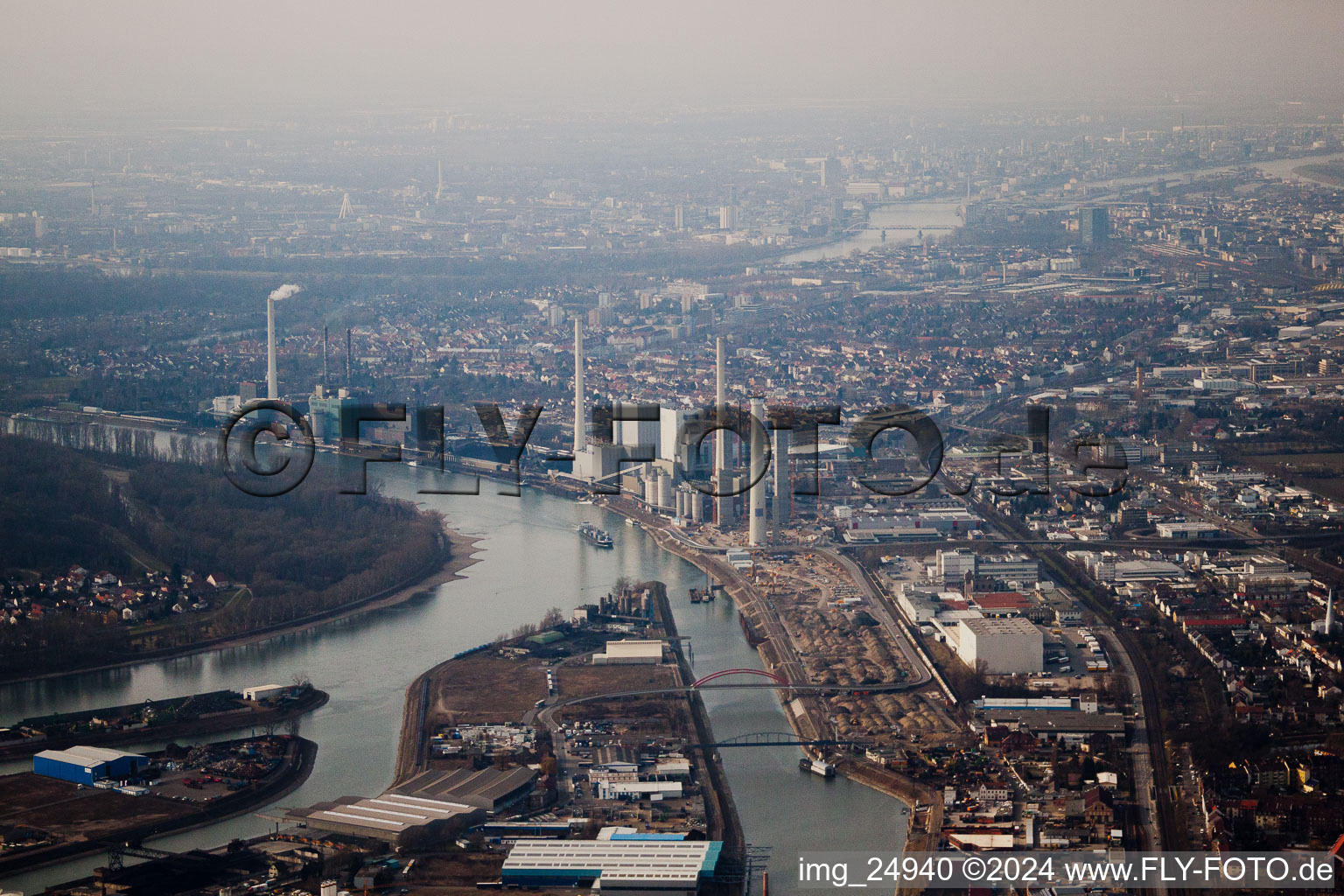 Vue oblique de Rheinauhafen à le quartier Rheinau in Mannheim dans le département Bade-Wurtemberg, Allemagne