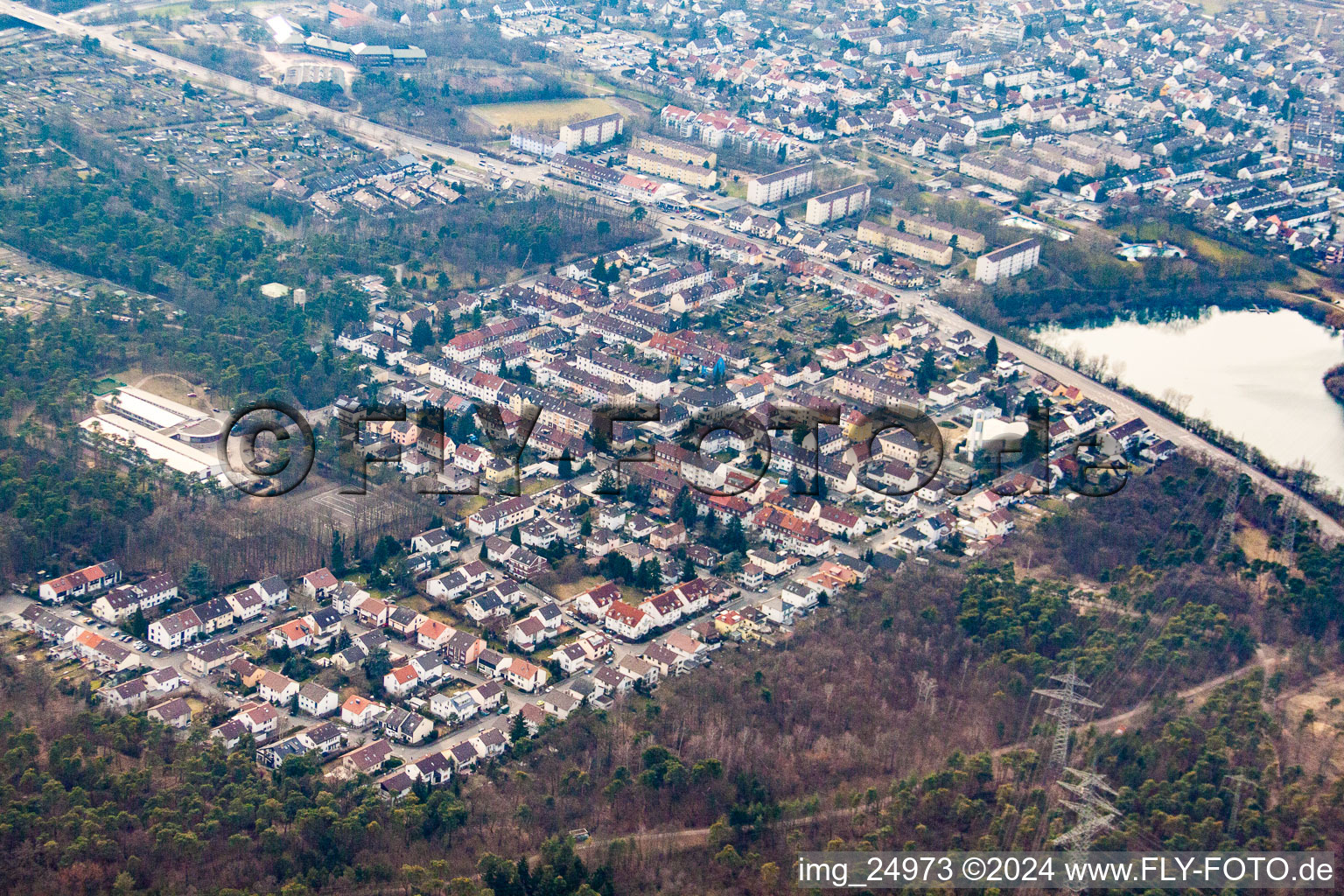 Quartier Rheinau in Mannheim dans le département Bade-Wurtemberg, Allemagne vue du ciel