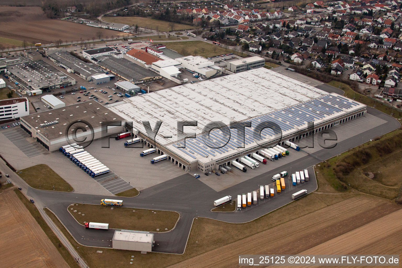 Photographie aérienne de Centre logistique Aldi à Ketsch dans le département Bade-Wurtemberg, Allemagne