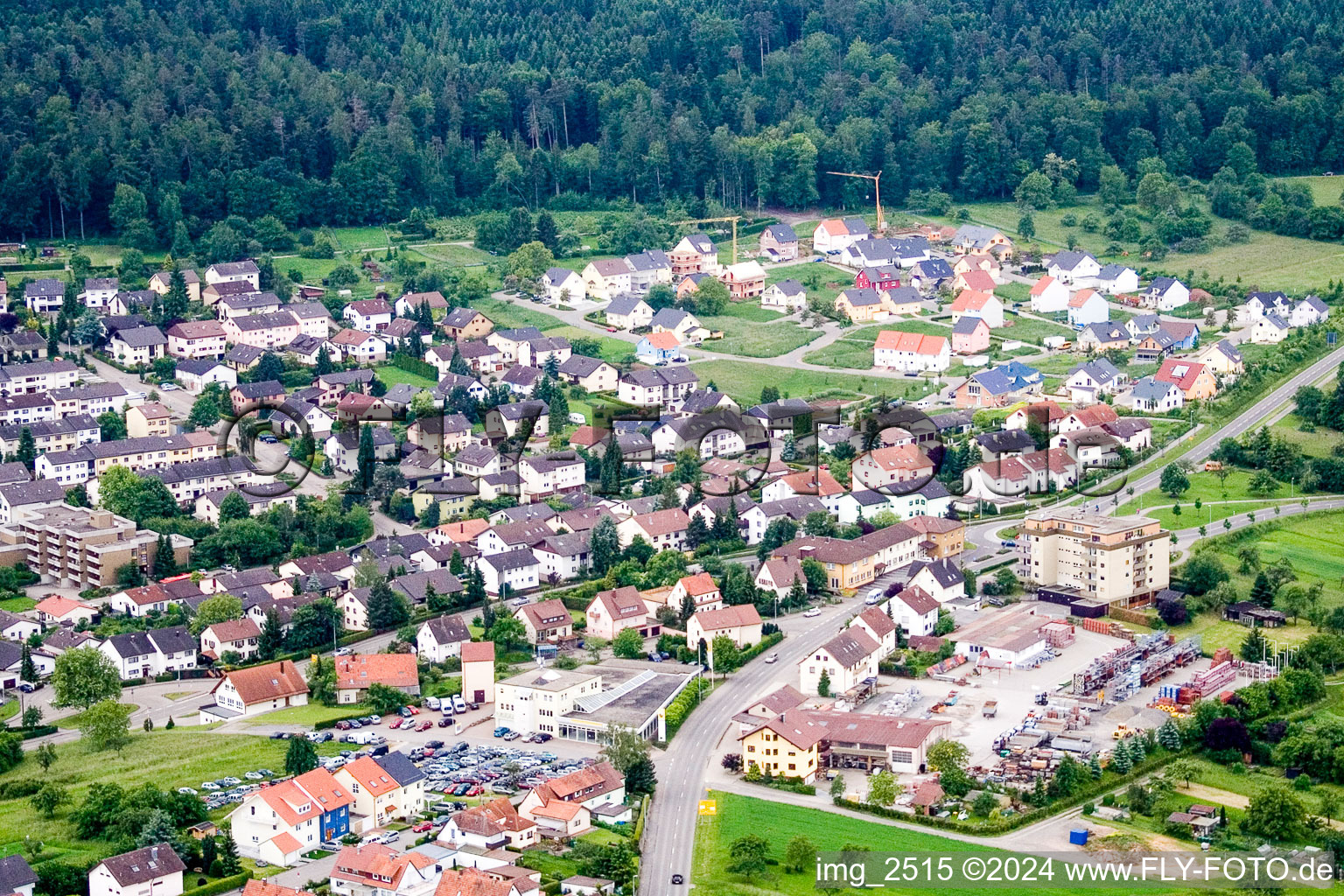 Birkenfeld dans le département Bade-Wurtemberg, Allemagne depuis l'avion