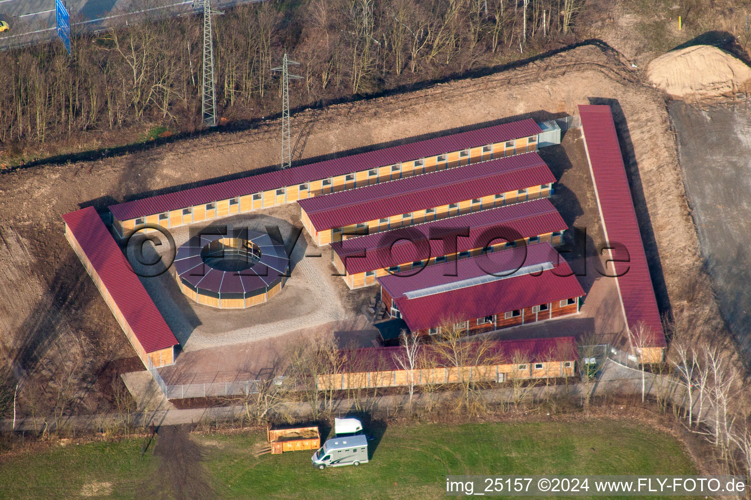 Vue aérienne de Piste de course forestière Seckenheim à le quartier Seckenheim in Mannheim dans le département Bade-Wurtemberg, Allemagne