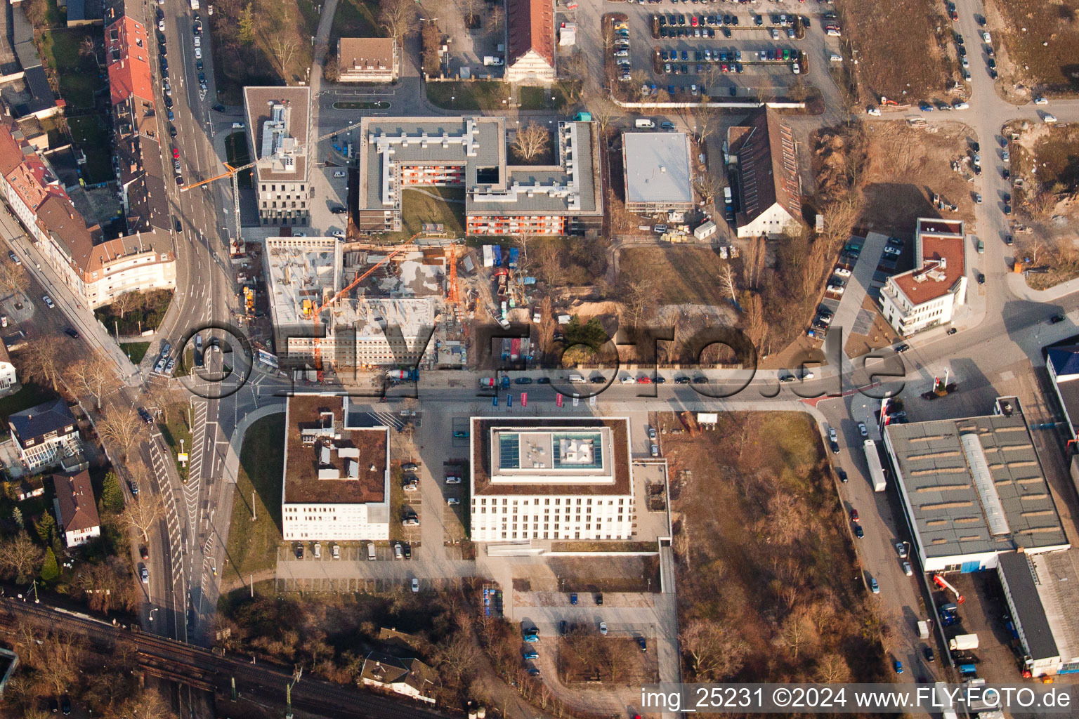 Projet EASTSITE de BAU Bauträgergesellschaft mbH à le quartier Neuostheim in Mannheim dans le département Bade-Wurtemberg, Allemagne du point de vue du drone