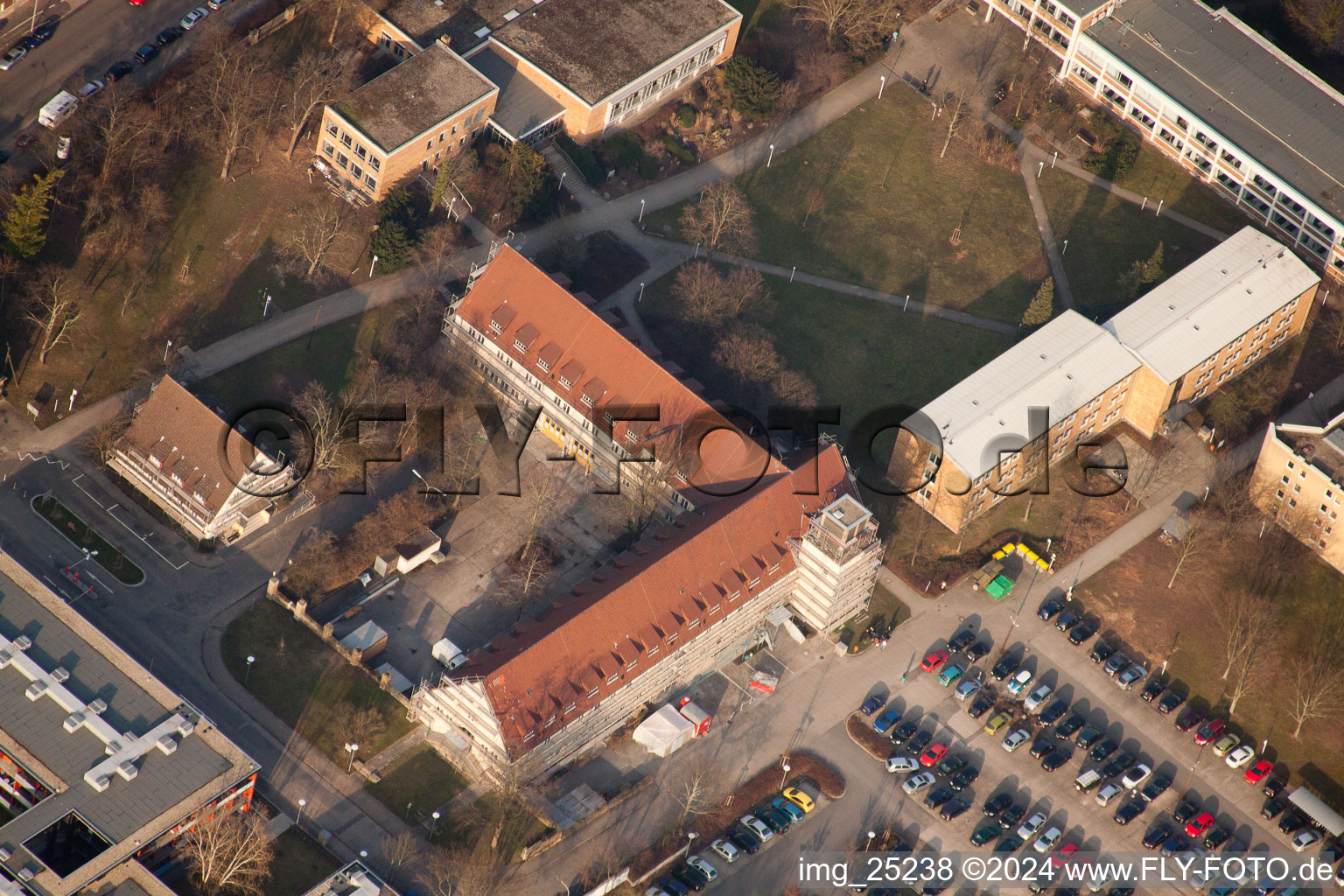 Projet EASTSITE de BAU Bauträgergesellschaft mbH à le quartier Neuostheim in Mannheim dans le département Bade-Wurtemberg, Allemagne vu d'un drone