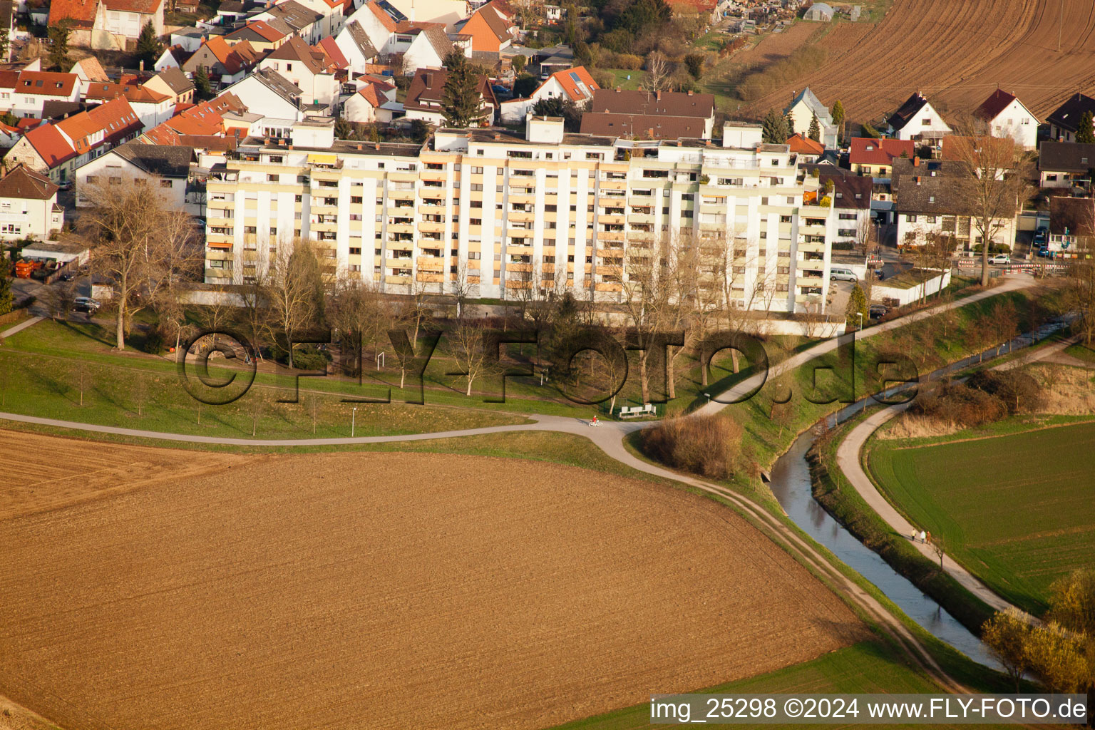 Brühl dans le département Bade-Wurtemberg, Allemagne vue d'en haut