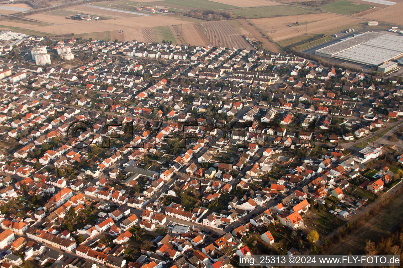 Image drone de Ketsch dans le département Bade-Wurtemberg, Allemagne