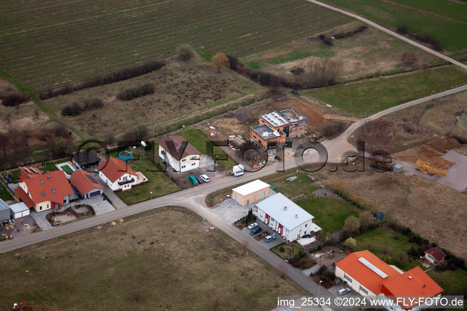 Vue aérienne de À l'Ahlmühle, Deutsches Weintor eG à Ilbesheim bei Landau in der Pfalz dans le département Rhénanie-Palatinat, Allemagne