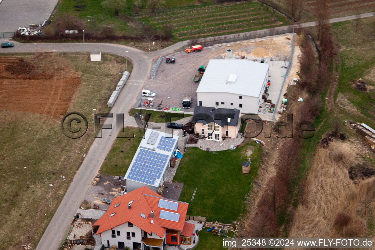 À l'Ahlmühle, Deutsches Weintor eG à Ilbesheim bei Landau in der Pfalz dans le département Rhénanie-Palatinat, Allemagne d'en haut