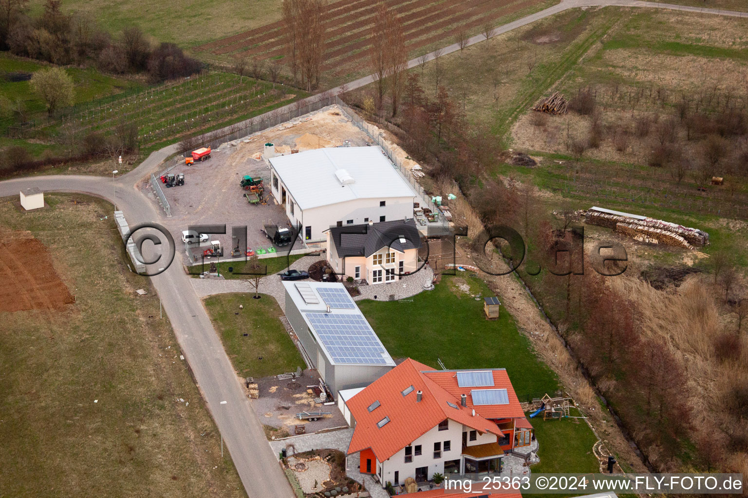 Enregistrement par drone de À l'Ahlmühle, Deutsches Weintor eG à Ilbesheim bei Landau in der Pfalz dans le département Rhénanie-Palatinat, Allemagne