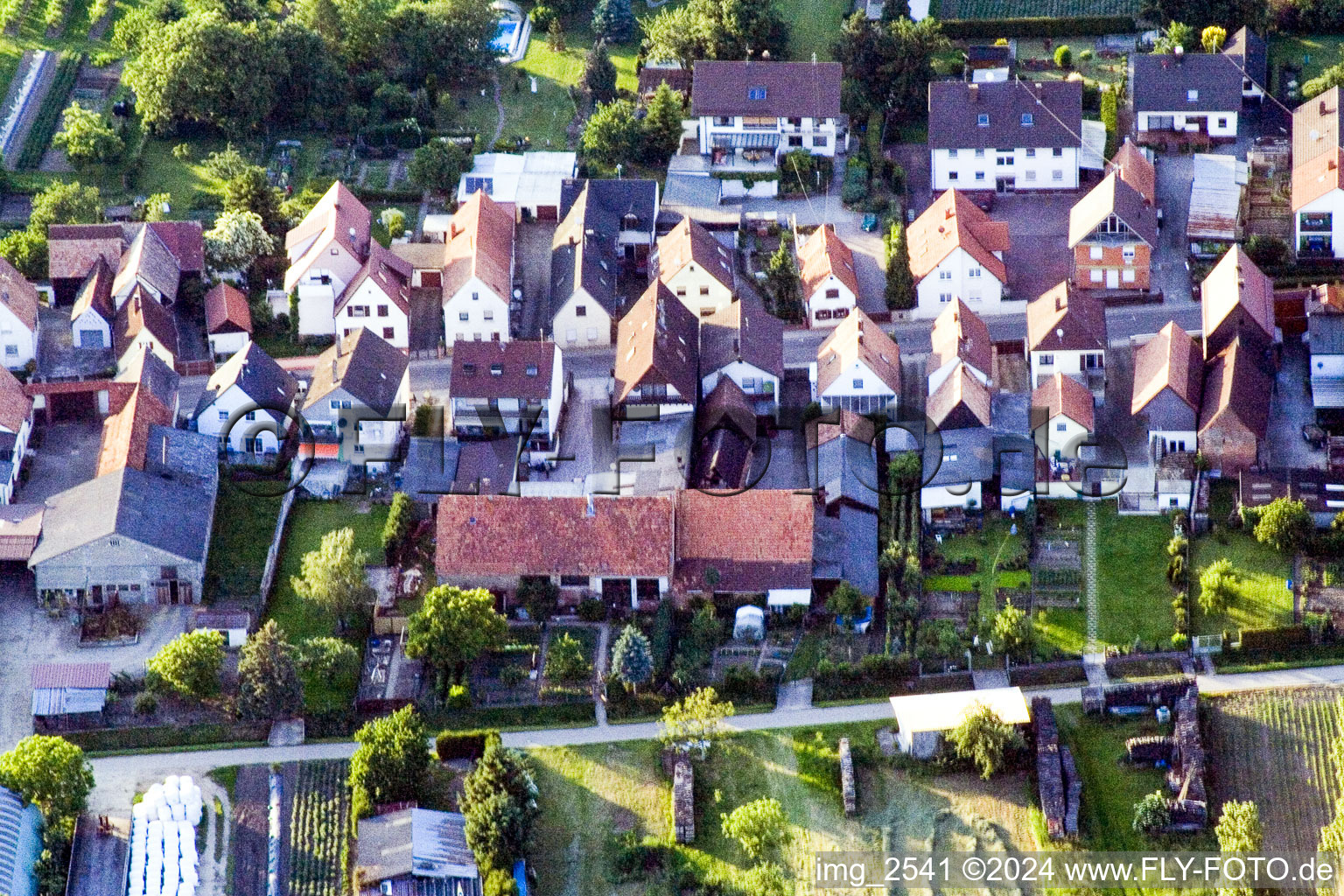 Sarrestr à Kandel dans le département Rhénanie-Palatinat, Allemagne vue du ciel