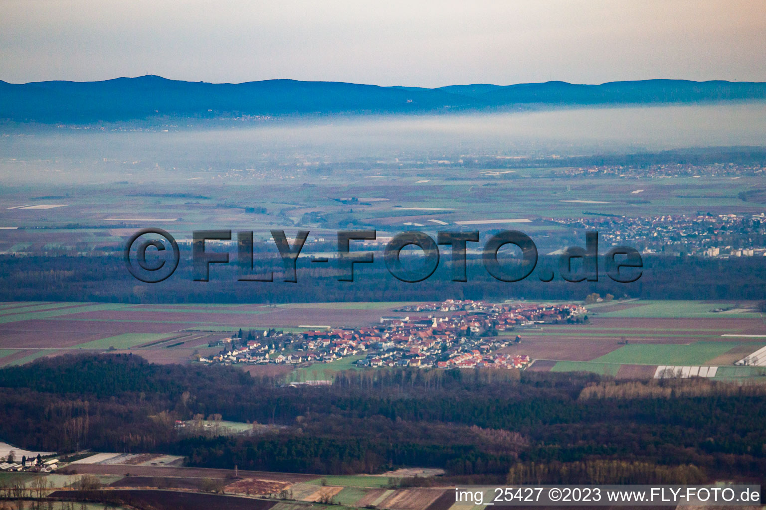 Vue d'oiseau de Quartier Hayna in Herxheim bei Landau dans le département Rhénanie-Palatinat, Allemagne