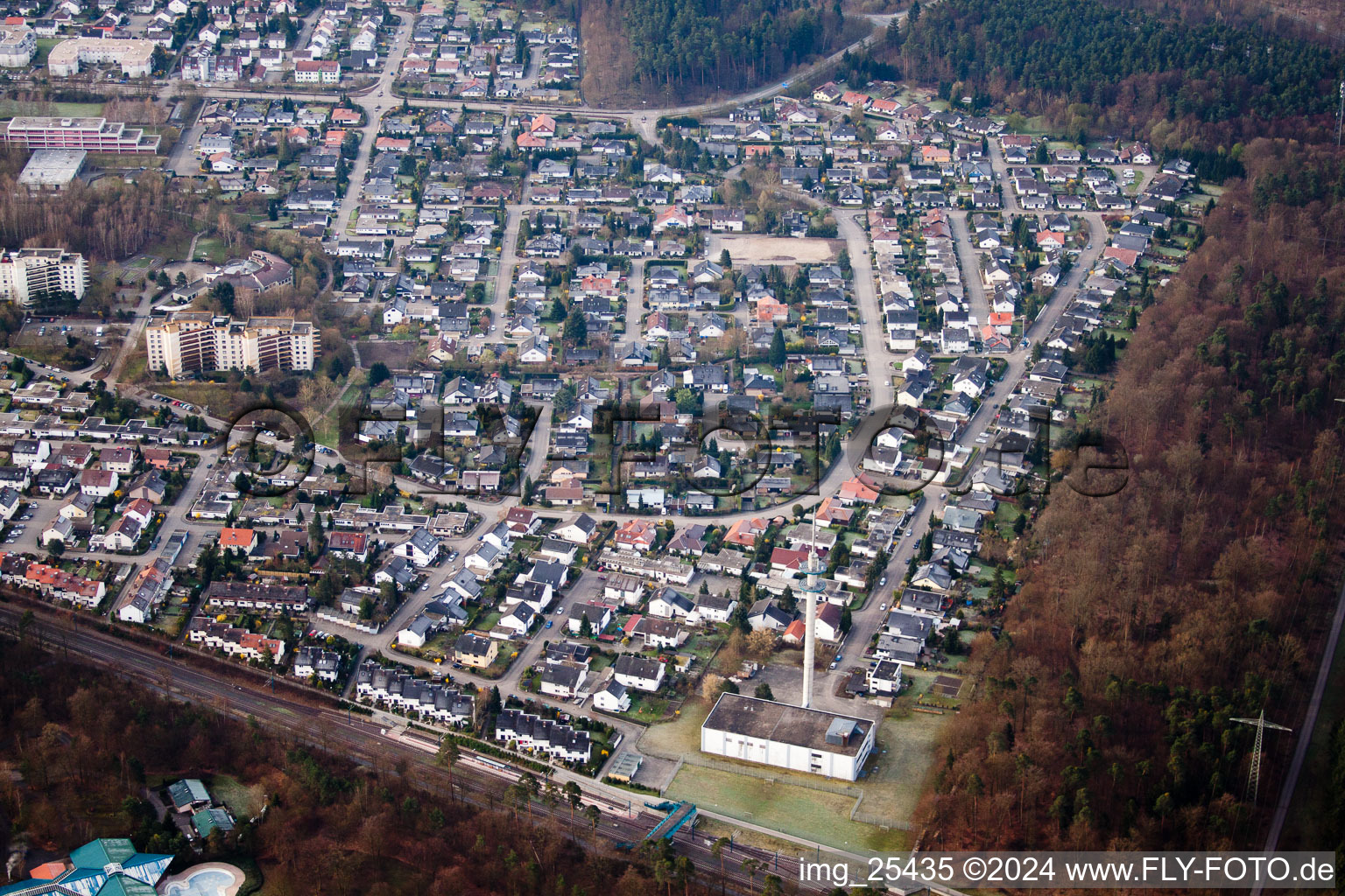 Vue oblique de Wörth am Rhein dans le département Rhénanie-Palatinat, Allemagne