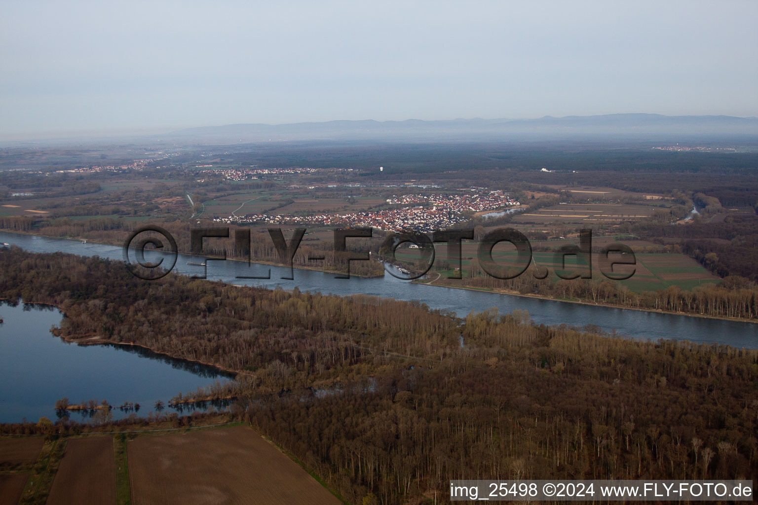 Lautermouth à Neuburg dans le département Rhénanie-Palatinat, Allemagne d'en haut