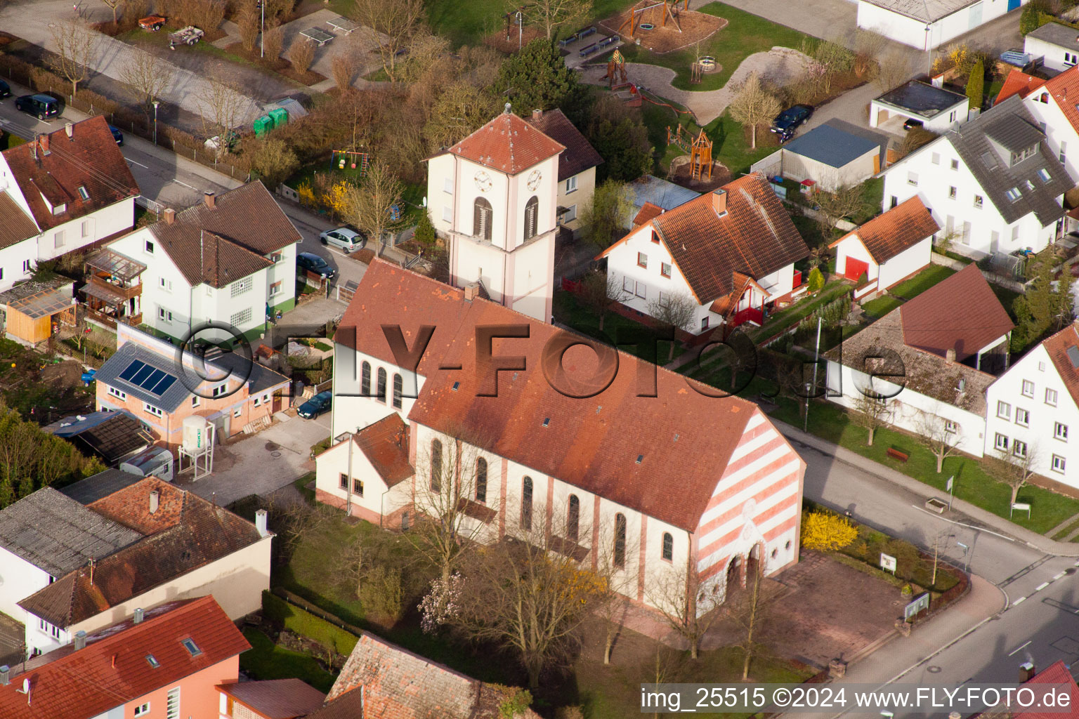 Photographie aérienne de Église Sainte-Ursule à le quartier Neuburgweier in Rheinstetten dans le département Bade-Wurtemberg, Allemagne