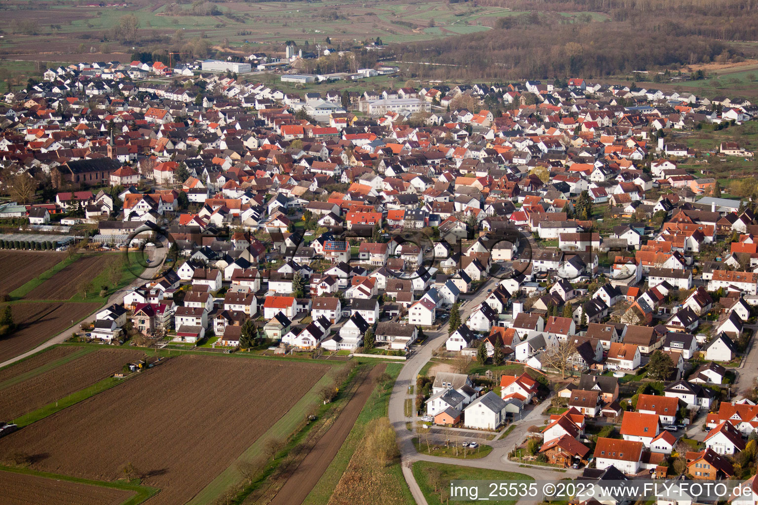 Enregistrement par drone de Au am Rhein dans le département Bade-Wurtemberg, Allemagne