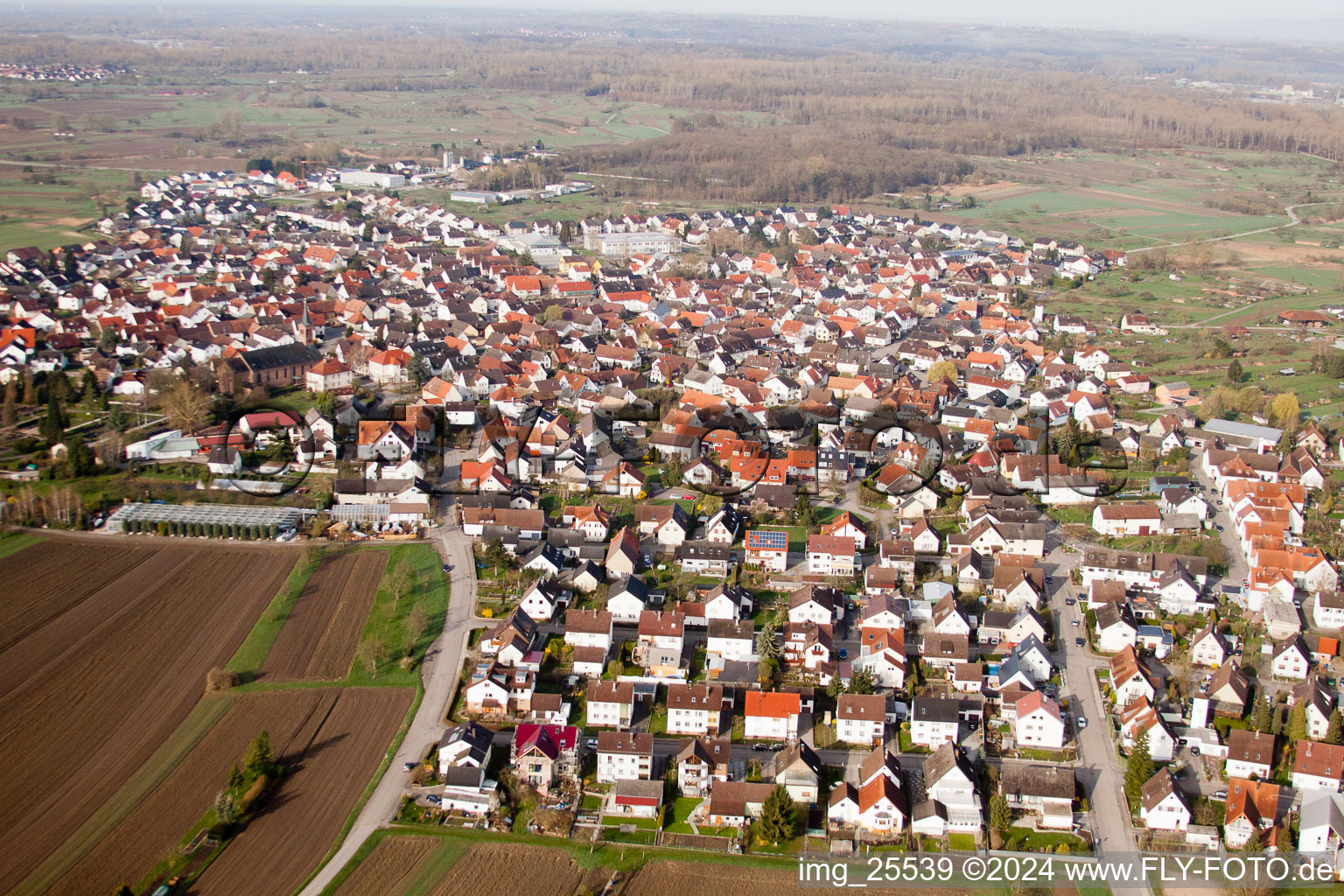 Vue aérienne de Quartier Neuburgweier à Au am Rhein dans le département Bade-Wurtemberg, Allemagne