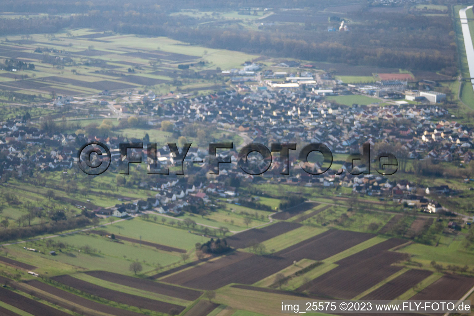 Steinmauern dans le département Bade-Wurtemberg, Allemagne depuis l'avion